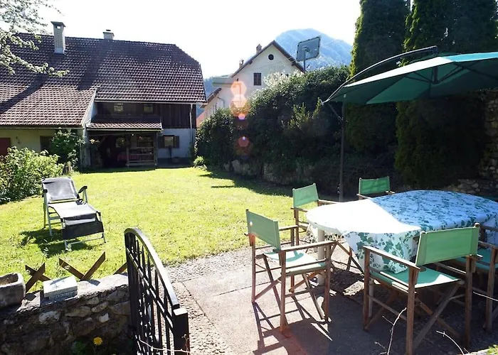 בית נופש River House