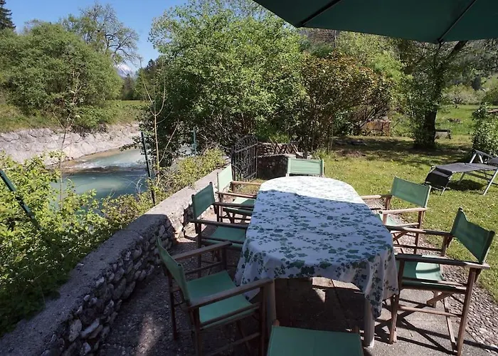 בית נופש River House מויסטראנה